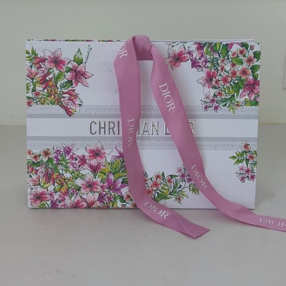 Dior makeup bundle - Picture 6 of 7